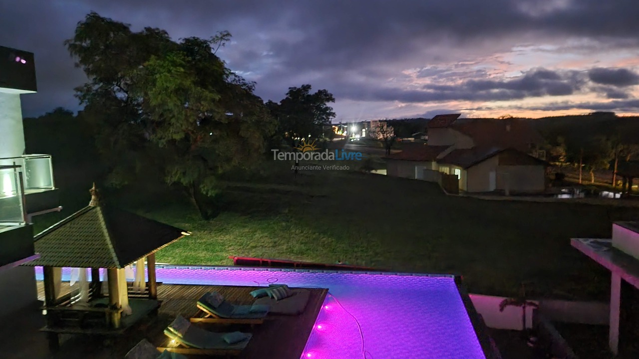 Casa para aluguel de temporada em Paranapanema (Riviera de Santa Cristina Xiii)