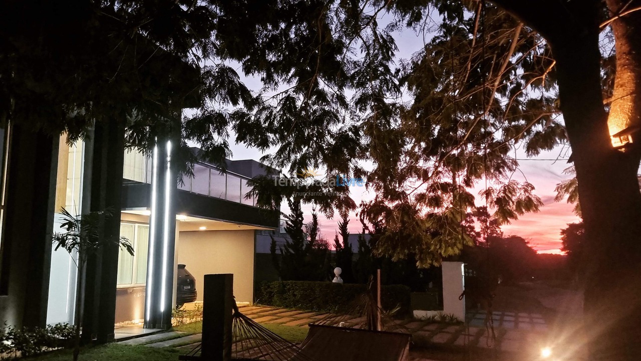 Casa para aluguel de temporada em Paranapanema (Riviera de Santa Cristina Xiii)