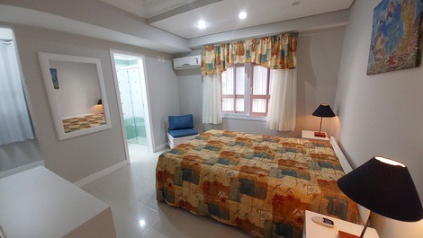 Jurerê Beach - House 40 at Residencial Ilha Santa Catarina