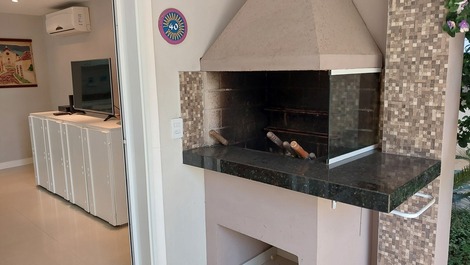 Jurerê Beach - House 40 at Residencial Ilha Santa Catarina