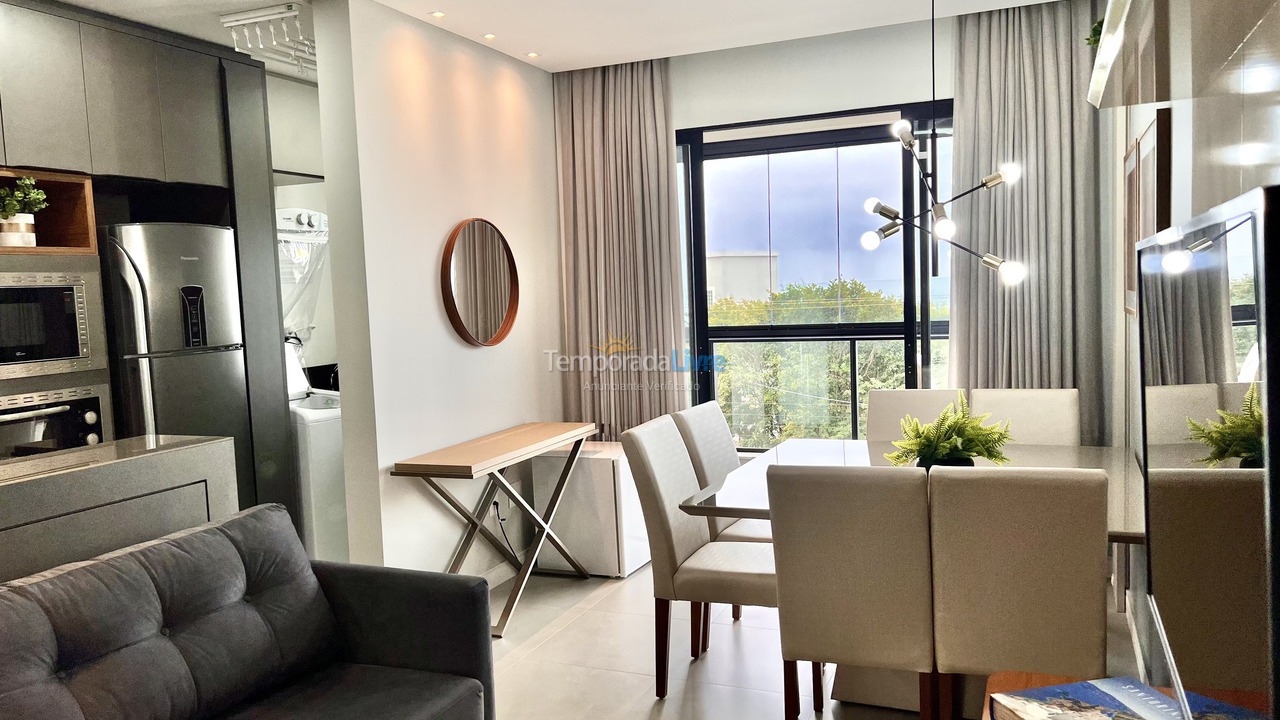 Apartamento para aluguel de temporada em Bombinhas (Canto Grande)