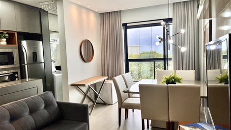 LINDO APARTAMENTO DE 2 SUÍTES COM VISTA PARA O MAR