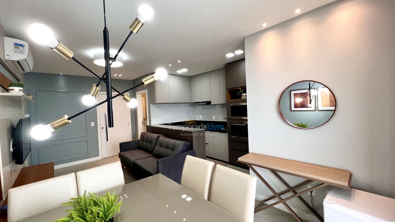 Apartamento para aluguel de temporada em Bombinhas (Canto Grande)