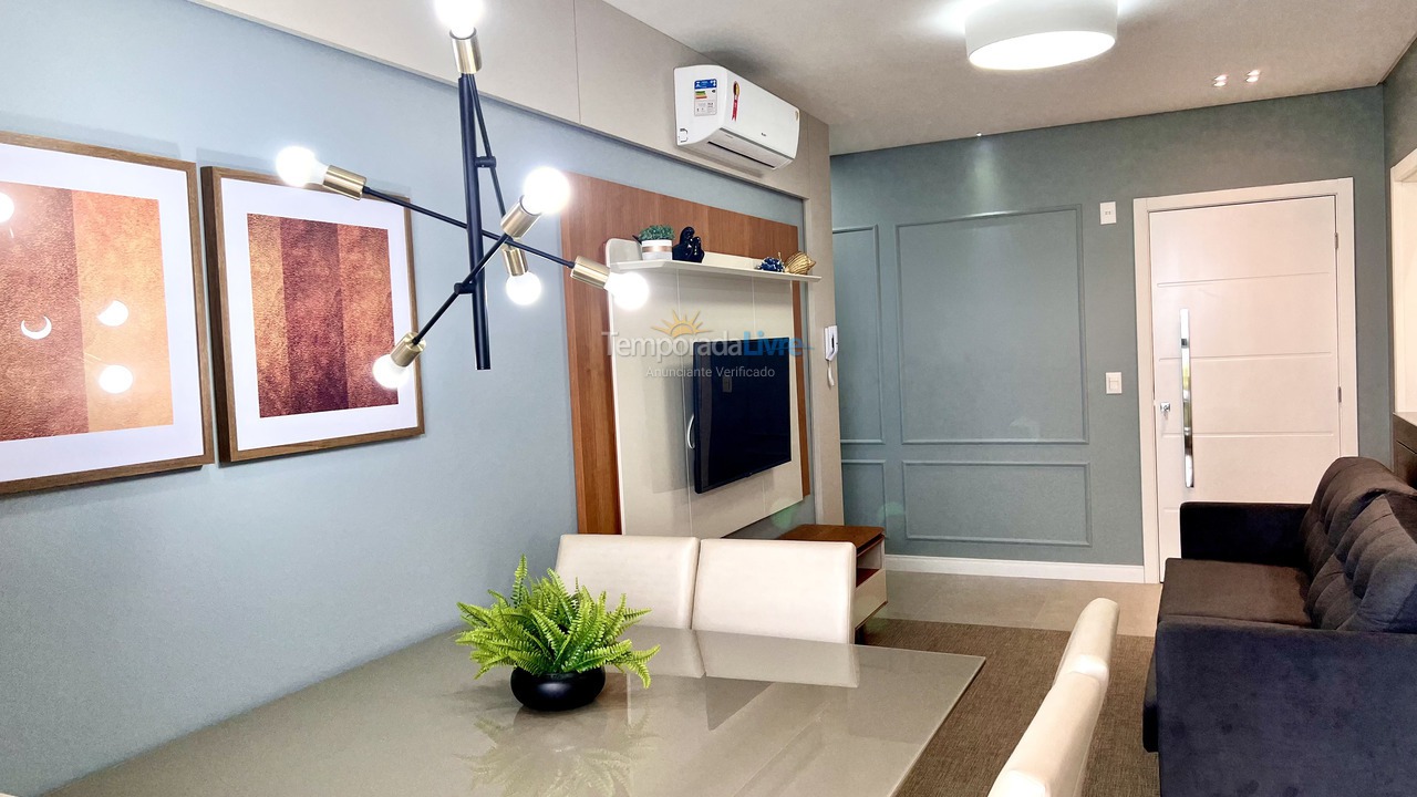 Apartamento para aluguel de temporada em Bombinhas (Canto Grande)