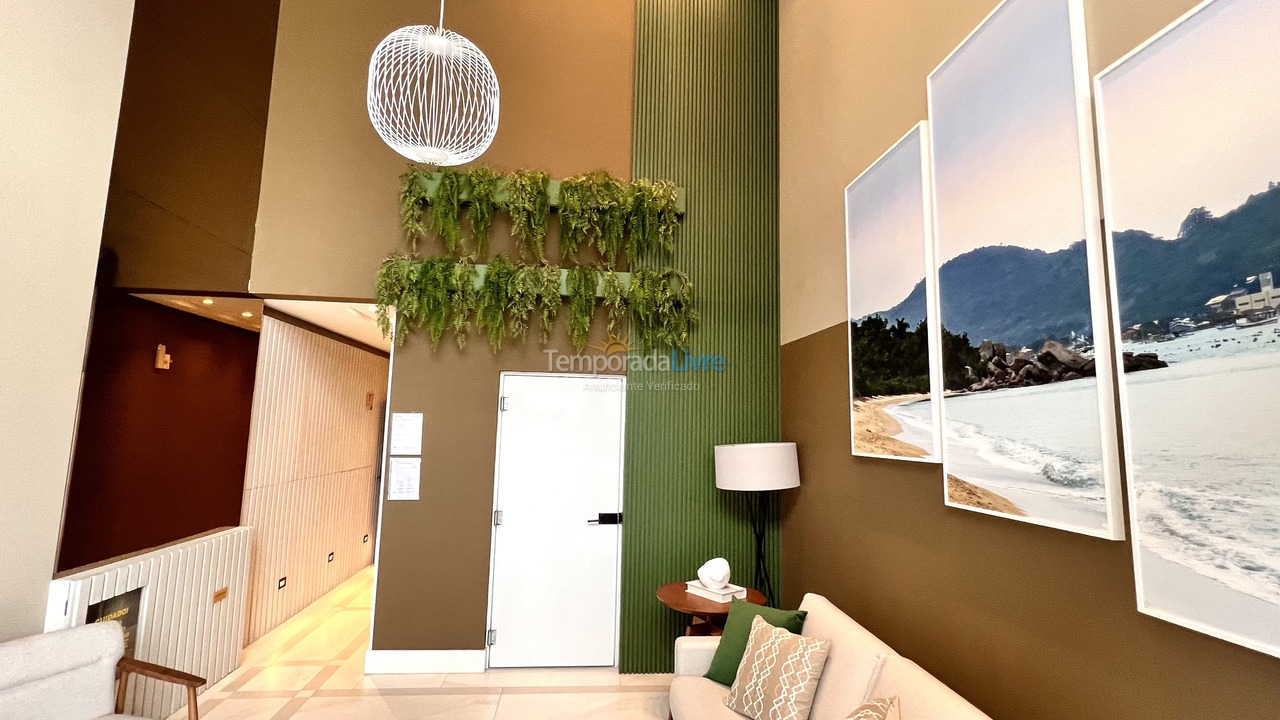 Apartamento para aluguel de temporada em Bombinhas (Canto Grande)