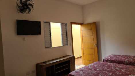 Casa na praia Martim de Sá, piscina 2 suítes á 5 minutos à PÉ do mar