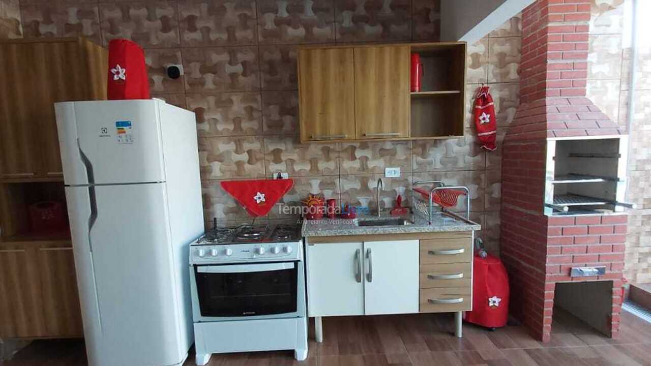 Casa para aluguel de temporada em Caraguatatuba (Martim de Sá)