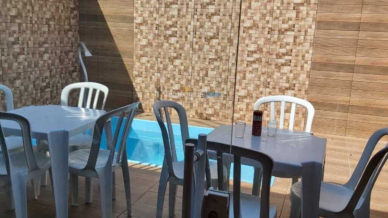 Casa para aluguel de temporada em Caraguatatuba (Martim de Sá)