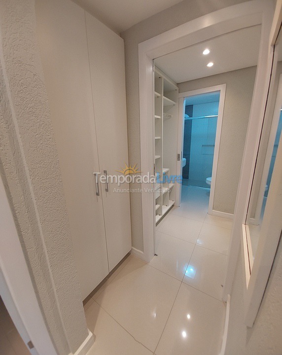 Casa para aluguel de temporada em Florianópolis (Jurere Tradicional)