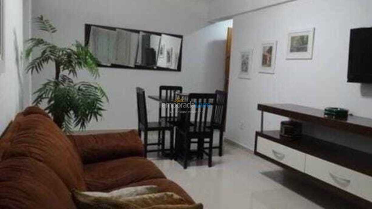 Apartamento para aluguel de temporada em Bombinhas (Praia de Bombas)