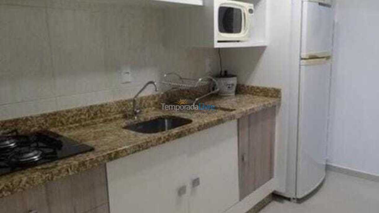 Apartamento para aluguel de temporada em Bombinhas (Praia de Bombas)