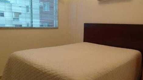 LINDO APARTAMENTO EM BOMBAS