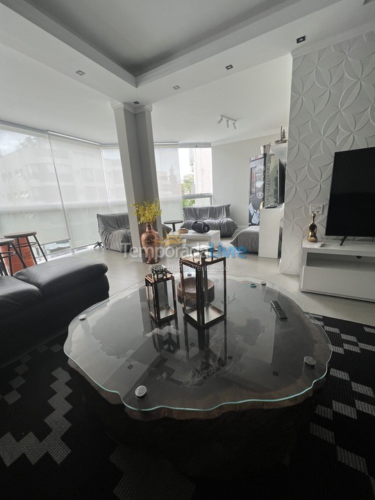 Apartment for vacation rental in Guarujá (Enseada)