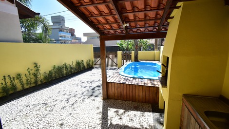 CASA CANELA * 3 DORMITORIOS * PISCINA * 450 mts de Praia de Mariscal