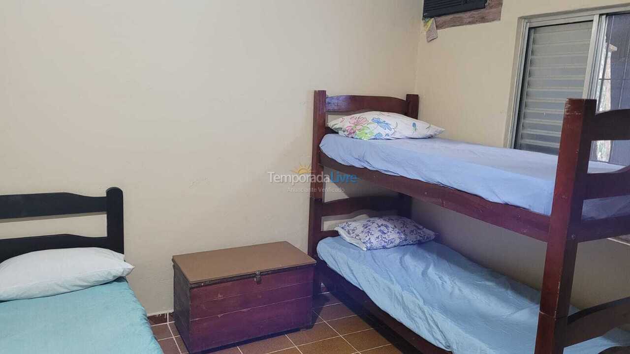 House for vacation rental in Ilha Comprida (Balneario Icarai)