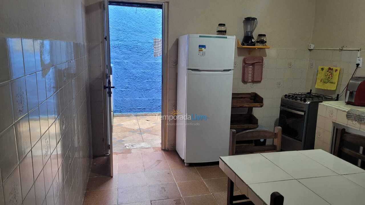 House for vacation rental in Ilha Comprida (Balneario Icarai)