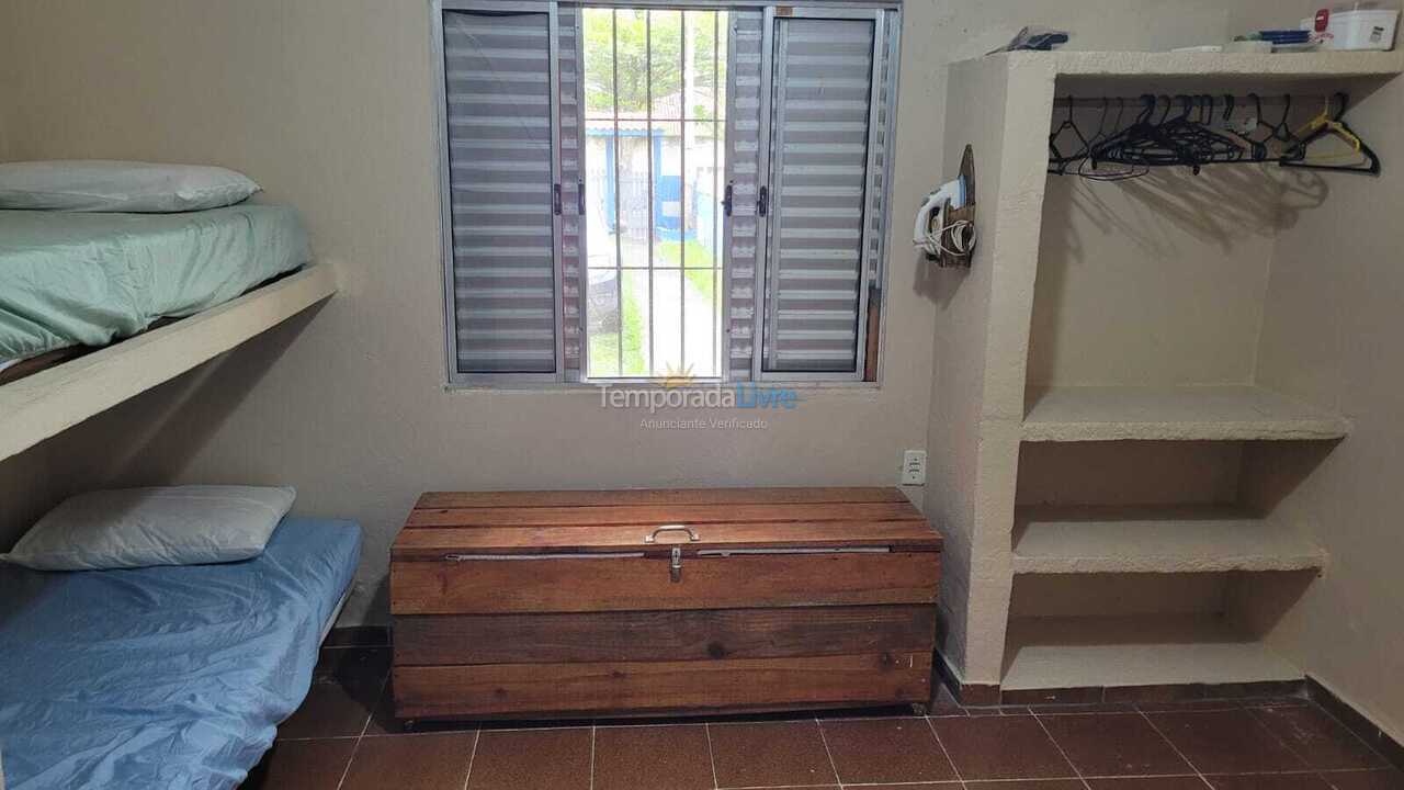 House for vacation rental in Ilha Comprida (Balneario Icarai)