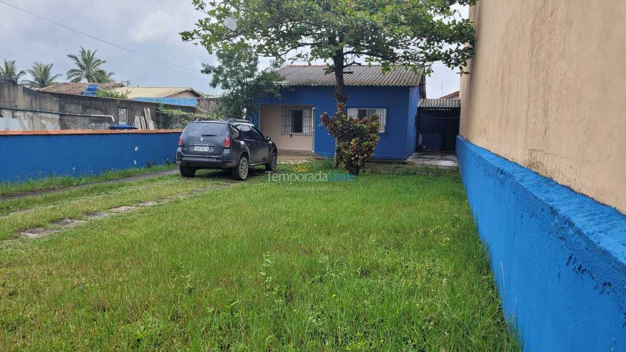 House for vacation rental in Ilha Comprida (Balneario Icarai)