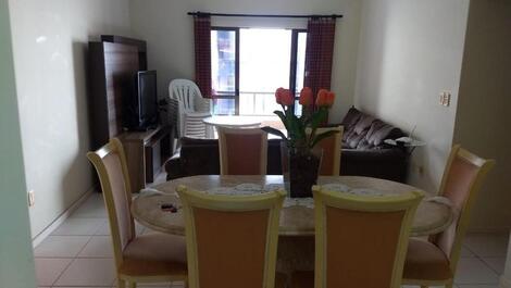 APARTMENT IN THE BEST LOCATION OF MEIA PRAIA IN QUADRA MAR