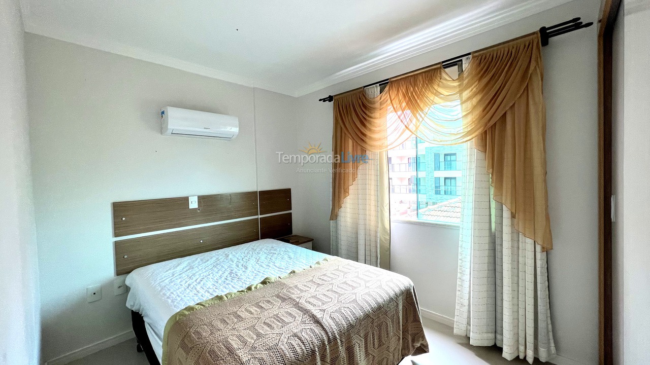 Apartamento para aluguel de temporada em Bombinhas (Canto Grande)