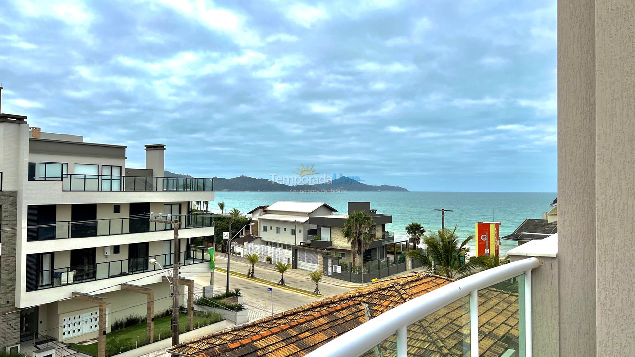 Apartamento para aluguel de temporada em Bombinhas (Canto Grande)