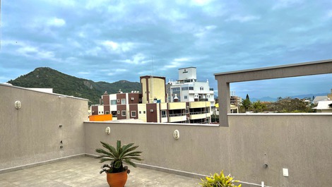 COBERTURA DUPLEX COM LINDA VISTA DA PRAIA