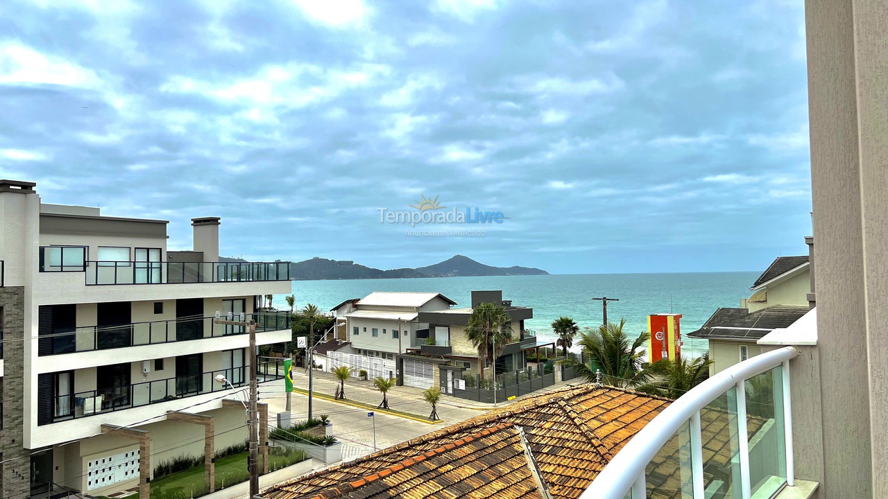 Apartamento para aluguel de temporada em Bombinhas (Canto Grande)