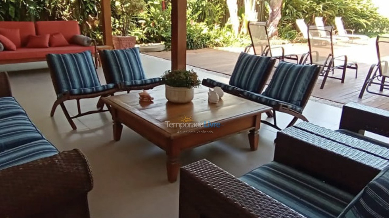 Casa para aluguel de temporada em São Sebastião (Camburi)