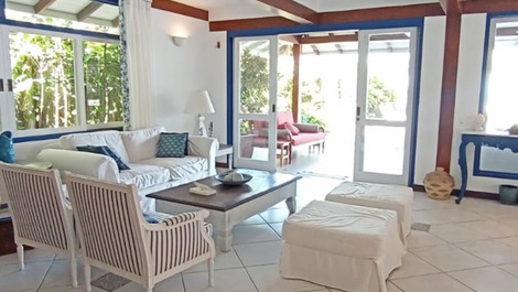 Sala de estar de outro ângulo 