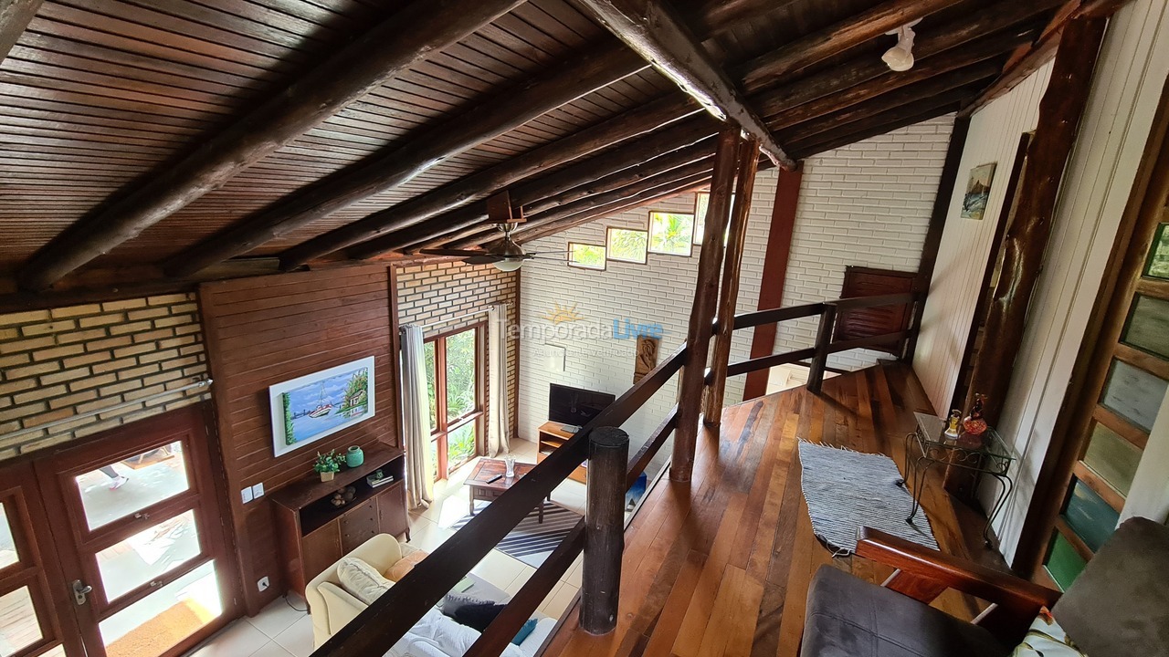 Casa para aluguel de temporada em Imbituba (Praia do Rosa)