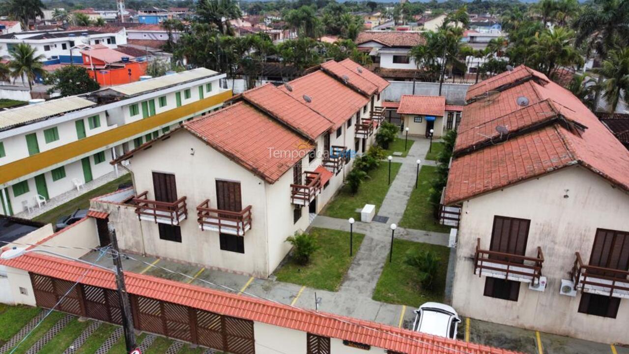 Casa para aluguel de temporada em Bertioga (Vista Linda)