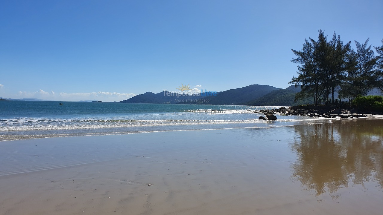 Casa para aluguel de temporada em Palhoça (Praia do Sonho)