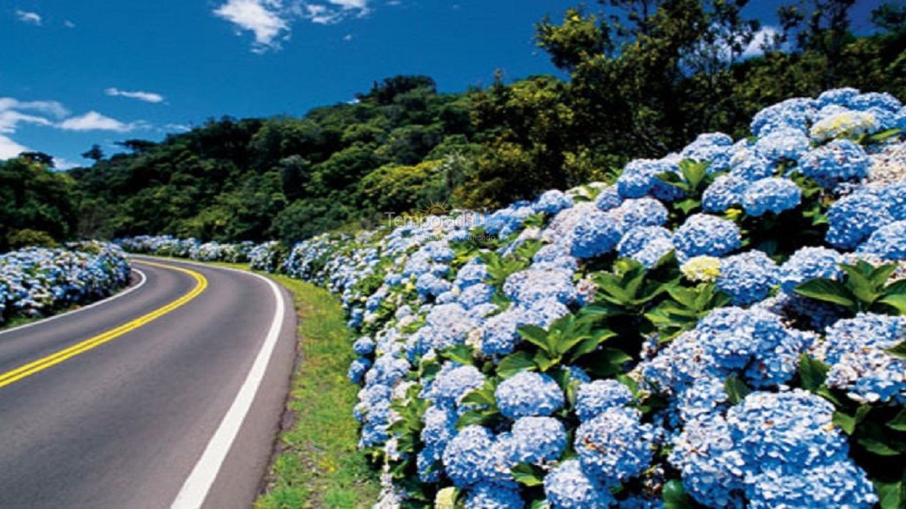 Apartamento para aluguel de temporada em Gramado (Lago Negro)