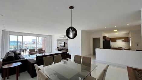 Precioso ático con vistas al mar - alquiler vacacional.