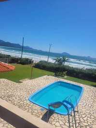 House Front Sea with swimming pool Barra da Lagoa - RENTAL BY SEASON