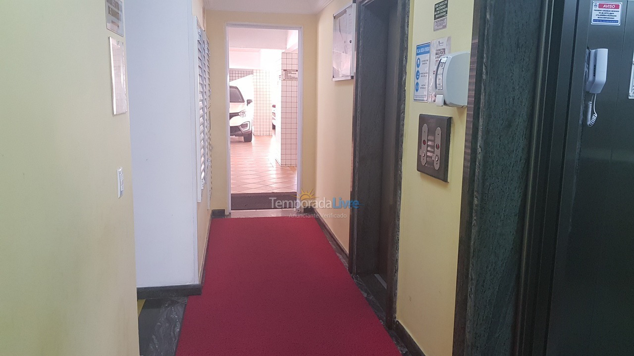 Apartamento para aluguel de temporada em Praia Grande (Vila Tupi)