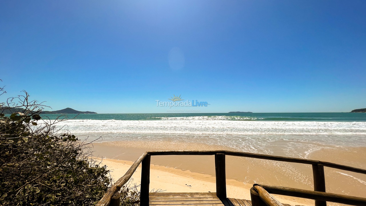 Apartment for vacation rental in Bombinhas (Canto Grande)