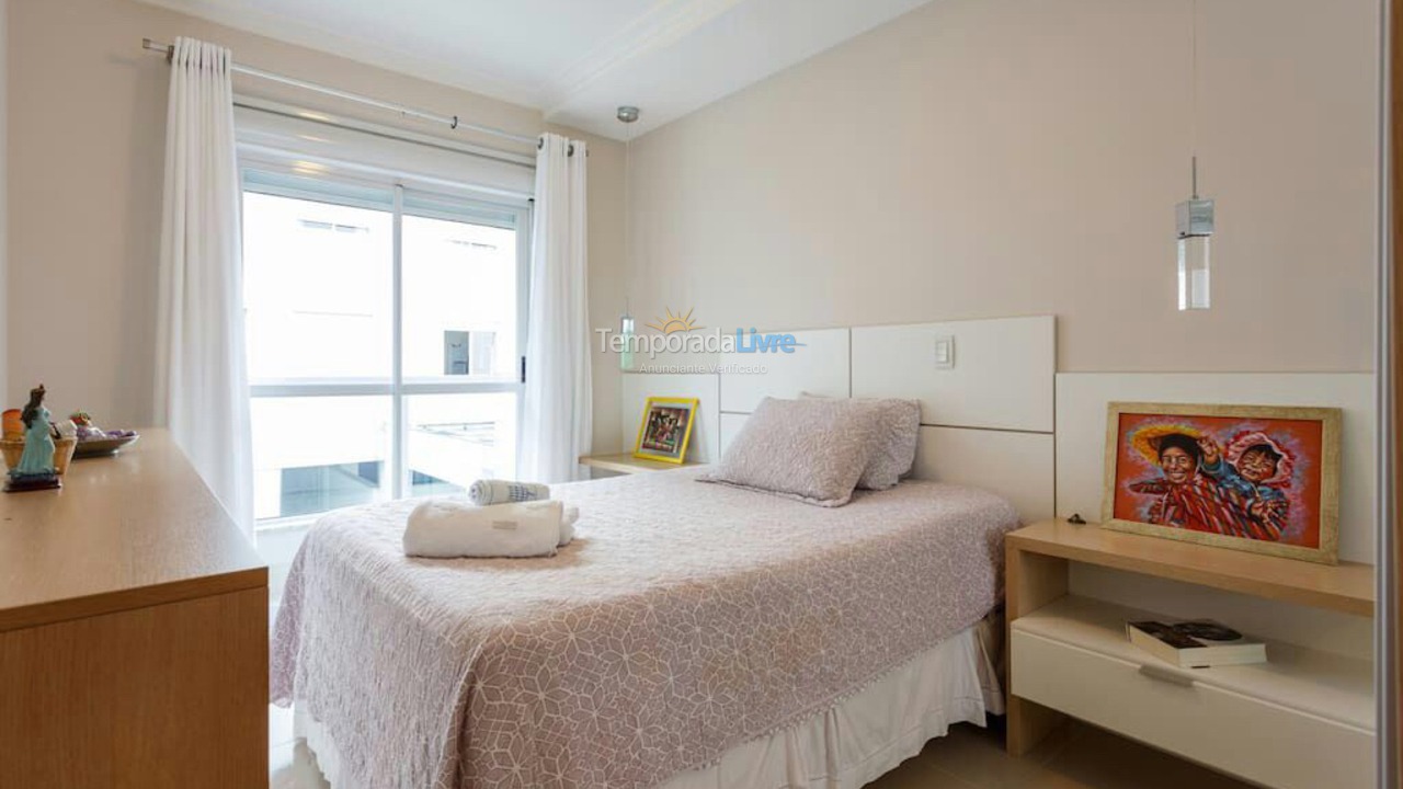 Apartamento para aluguel de temporada em Florianópolis (João Paulo)