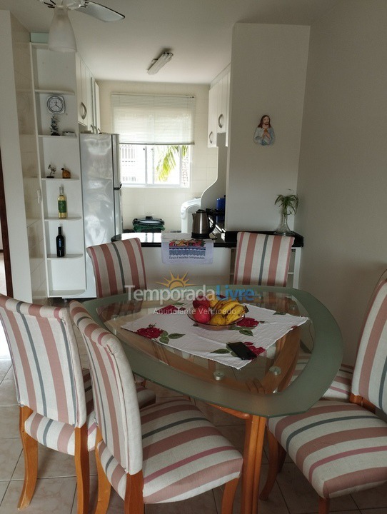 Casa para aluguel de temporada em Matinhos (Caiobá)