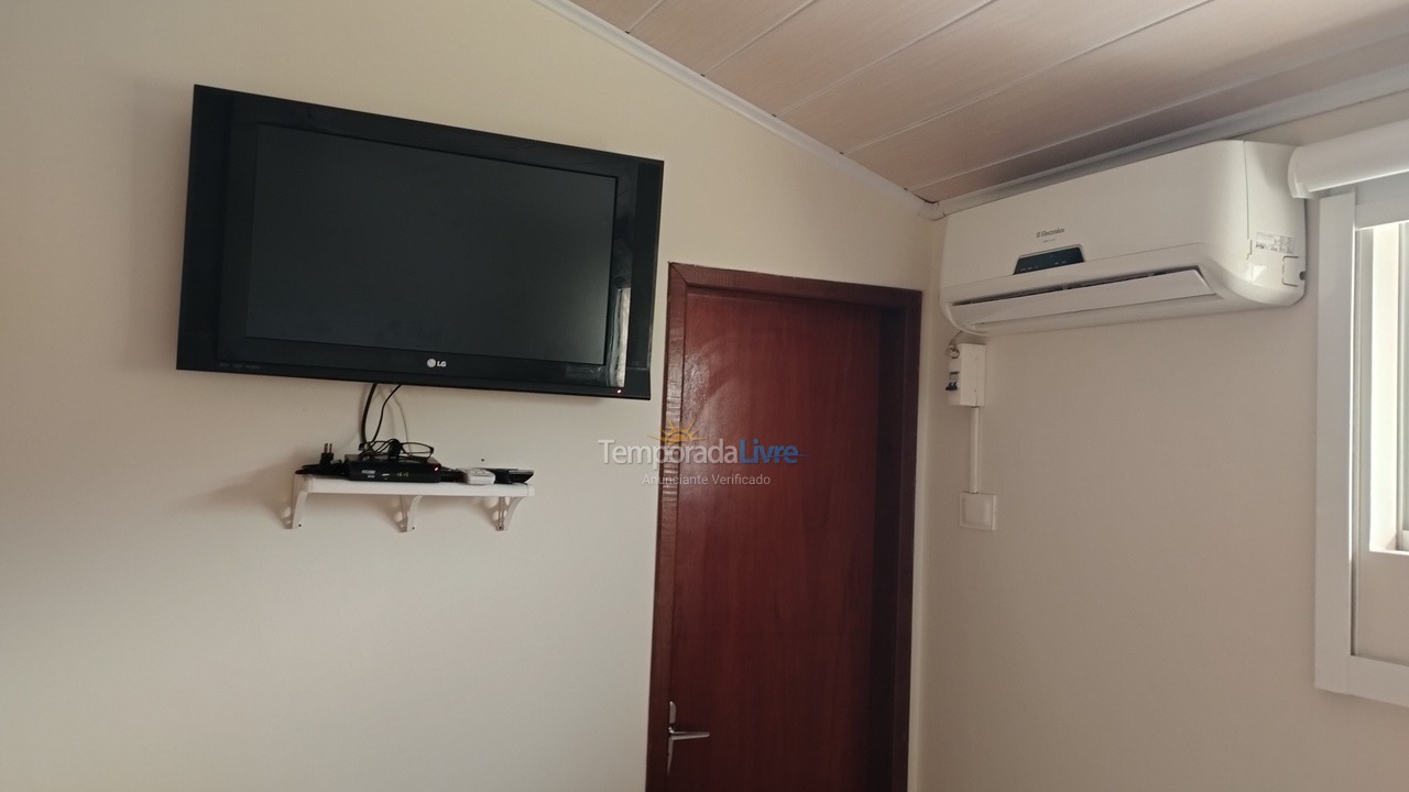 Casa para aluguel de temporada em Matinhos (Caiobá)