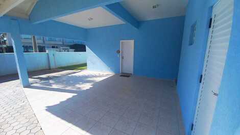 HOUSE BEIRA MARTO HIGH STANDARD PRAIA DE CANTO GRANDE BOMBINHAS SC