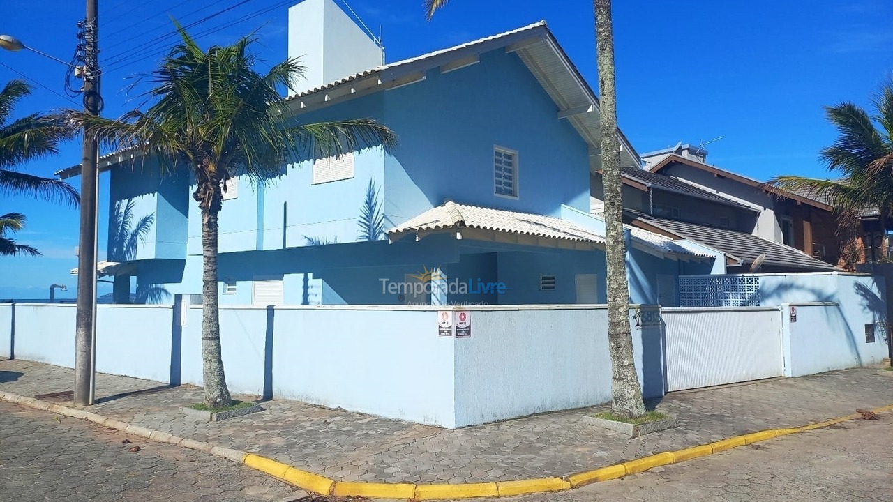 House for vacation rental in Bombinhas (Canto Grande)
