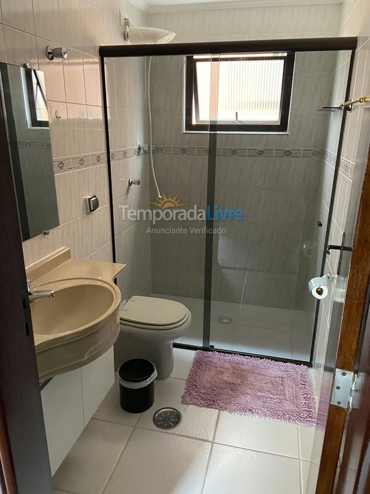 Apartamento para alquiler de vacaciones em Guarujá (Enseada)