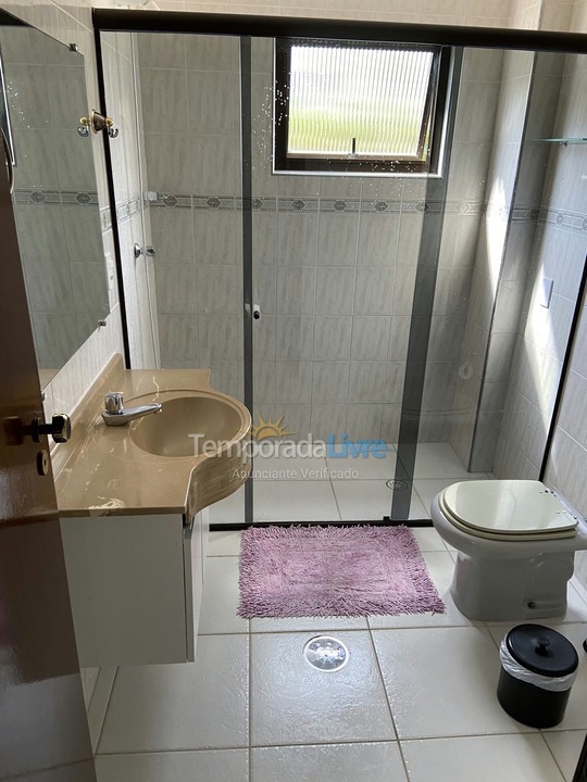 Apartamento para alquiler de vacaciones em Guarujá (Enseada)