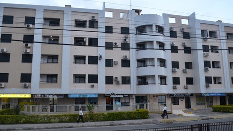 Apartamento Centro Comercial Ingleses a 50 metros de la playa.