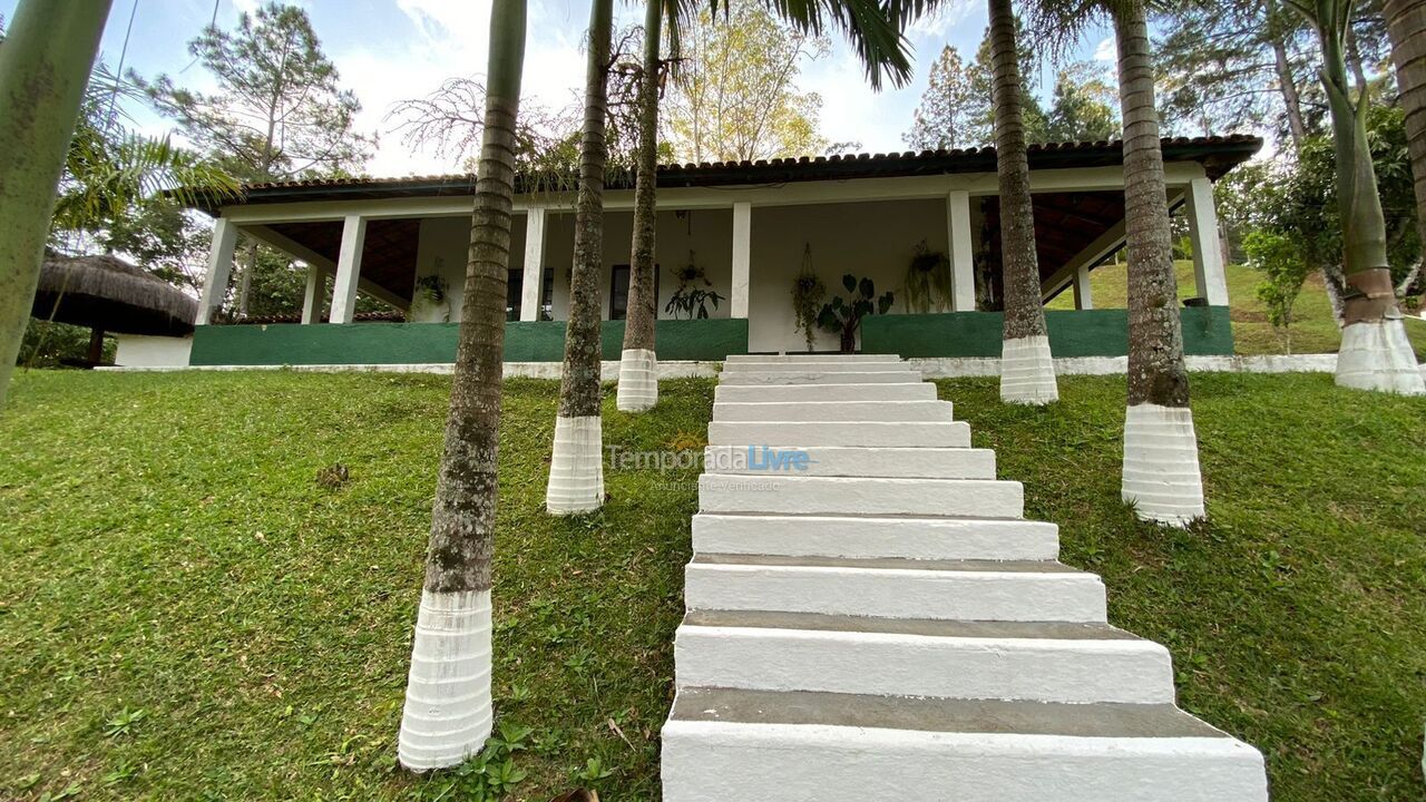 Ranch for vacation rental in Arujá (São Domingos)