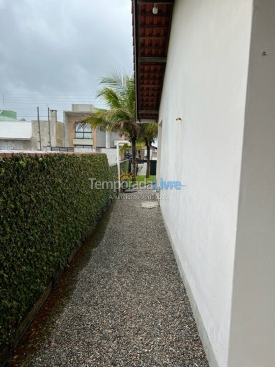 Casa para alquiler de vacaciones em São Francisco do Sul (Itaguaçu)