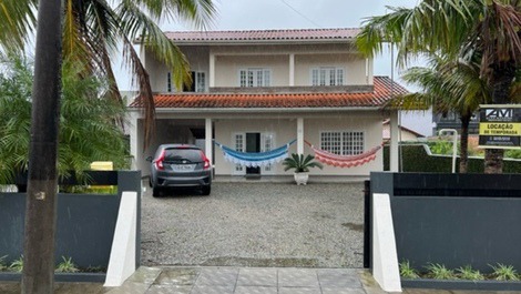 Casa para alugar em São Francisco do Sul - Itaguaçu