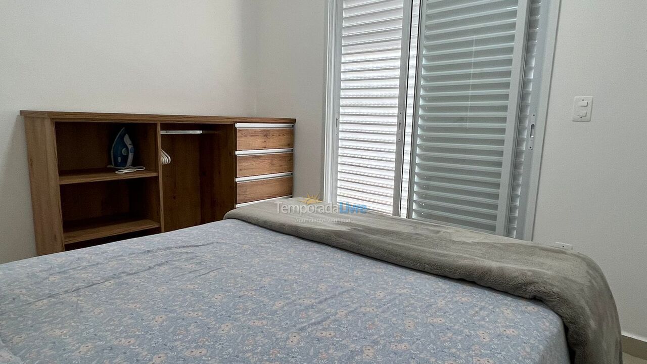 Apartamento para aluguel de temporada em Ubatuba (Praia Grande)