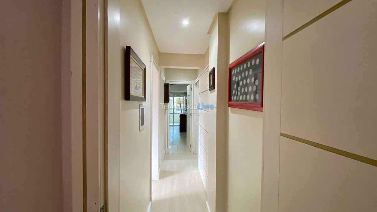 Apartamento para aluguel de temporada em Itapema (Centro)